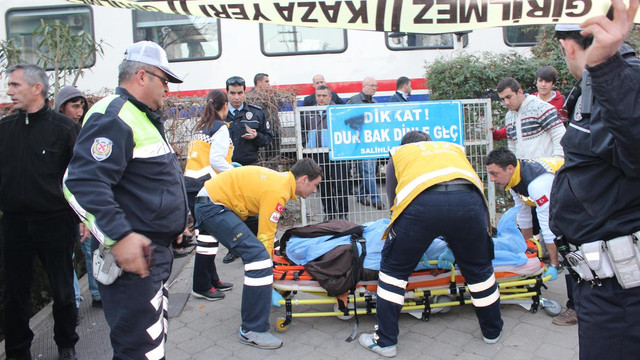 Manisa'da trenin çarptığı kadın öldü