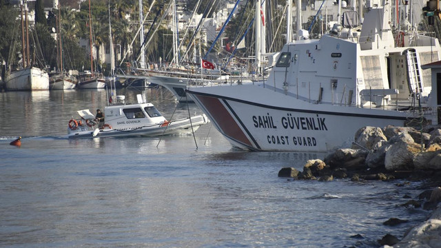 Muğla'da sığınmacıları taşıyan tekne battı