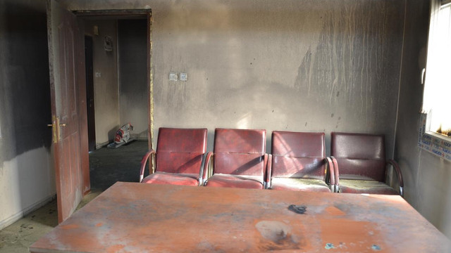 Muhtarlık binasına molotofkokteylli saldırı