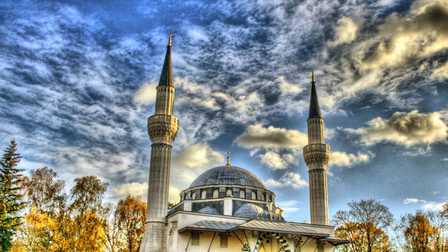 Kandil gecelerinde yapılması gereken ibadetler nelerdir? - Mevlid Kandili