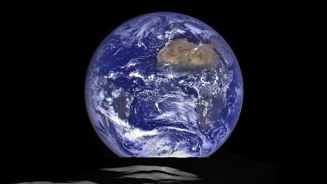 NASAdan Dünyanın yeni görüntüsü!