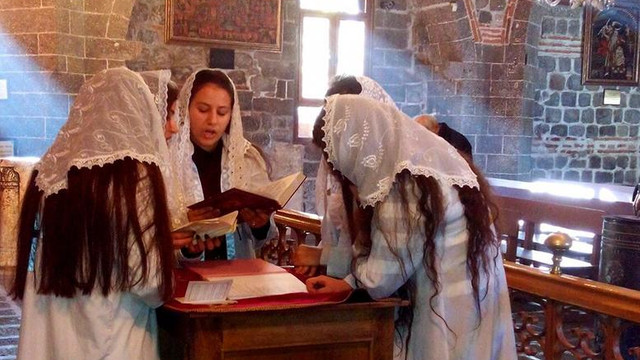 Noel ayininde barış için dua edildi