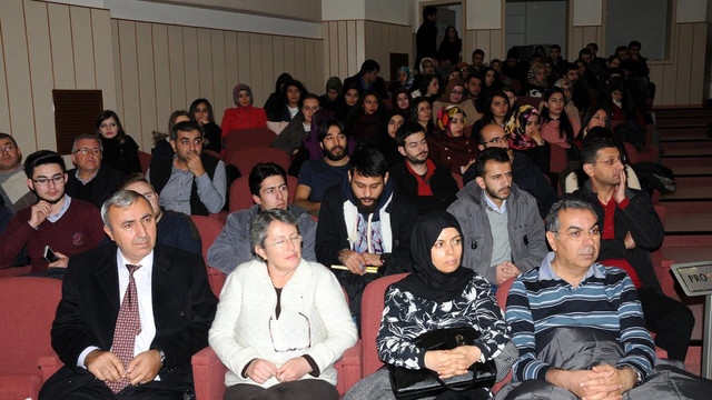 "Ortadoğu Sarmalında Türkmenlerin Geleceği" paneli