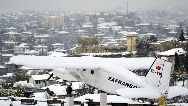 Safranbolu'nun konakları beyaza büründü