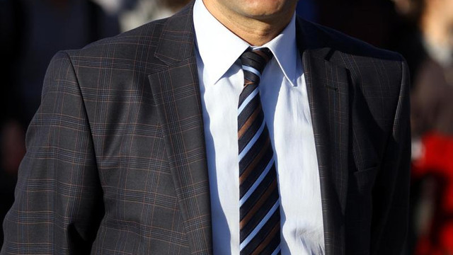 Sağlıkçılardan kafe önünde "aile içi şiddet" tatbikatı