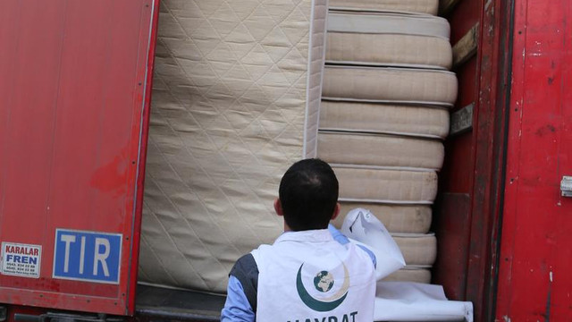 Bayırbucak Türkmenlerine yardım