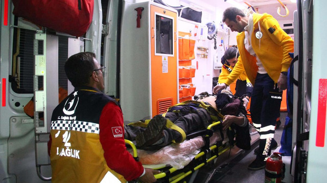 Şanlıurfa'da otomobil devrildi: 1'i ağır 4 yaralı