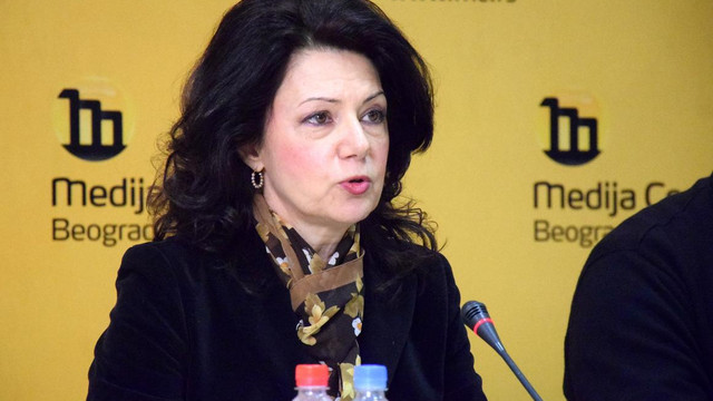 Sırbistan'da muhalefet AB için referandum istiyor