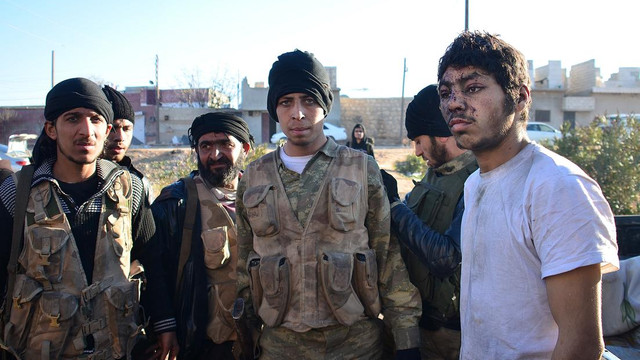 Azez'de ÖSO ile DAEŞ arasındaki çatışmalar