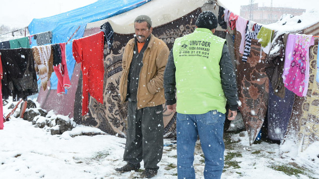 Suriyeli sığınmacılar yeni yıla çadırda girecek