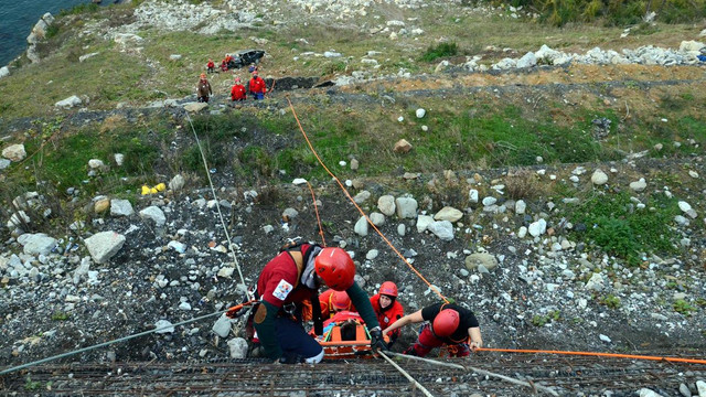 Tatbikatı gerçek sandılar