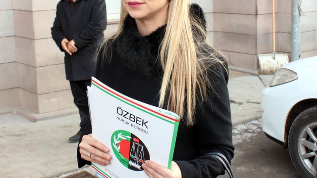 Yanlış tedavi sonucu elinin kesildiği iddia edilen çocuk