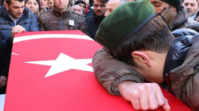 Diyarbakır Sur İlçesinde 1 asker daha şehit oldu!