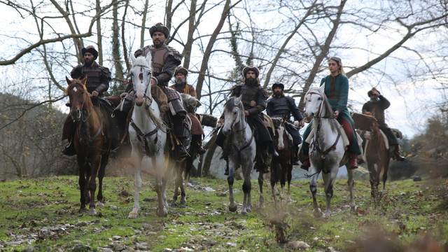 Diriliş Ertuğrul dizisinin atları Rivada çöp yiyor!