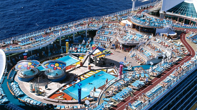 Bkm Tur ile Cruise gemisinde tatil...