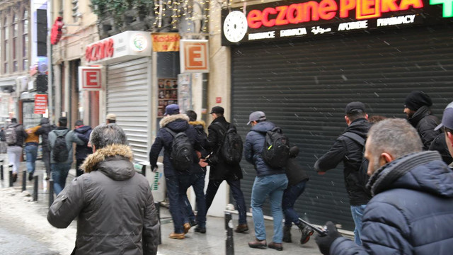 Beyoğlu ve Kadıköy'de protesto