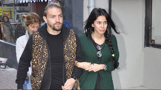 Asena Erkin ve Caner Erkin boşanıyor!