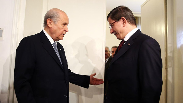 Davutoğlu ile Bahçeli'nin görüşmesi başladı