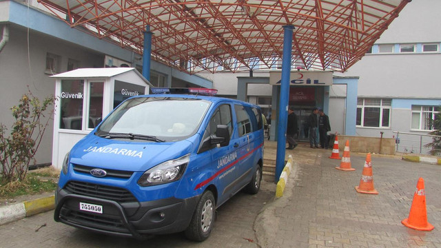 Firar etmek için hastanenin üçüncü katından atladı