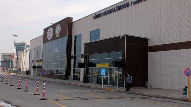 Igdir Havalimani'ndan nufusundan fazla yolcu uctu