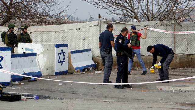 Israil askerleri 1 Filistinliyi oldurdu