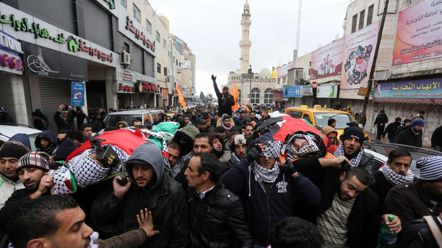 İsrail'in öldürdüğü 5 Filistinli sivil defnedildi