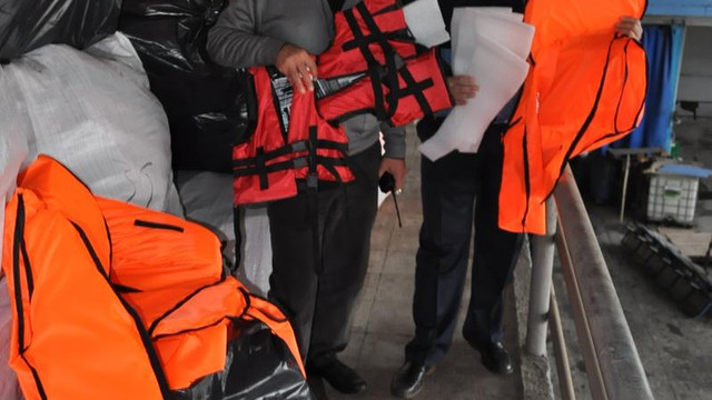 İzmir'de "can yeleği" operasyonu