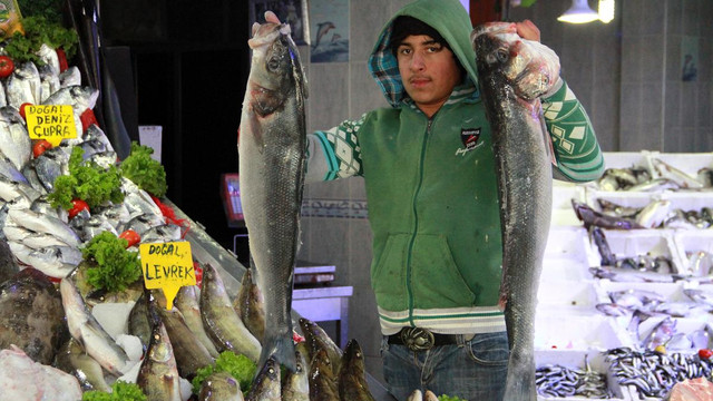 Kar, balık fiyatlarını artırdı