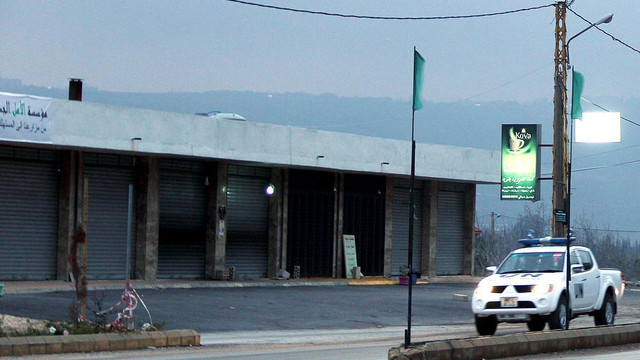 Hizbullah'dan İsrail askeri araçlarına bombalı saldırı