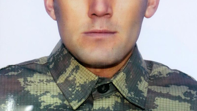 Manisada koğuşunda ölü bulunan asker toprağa verildi