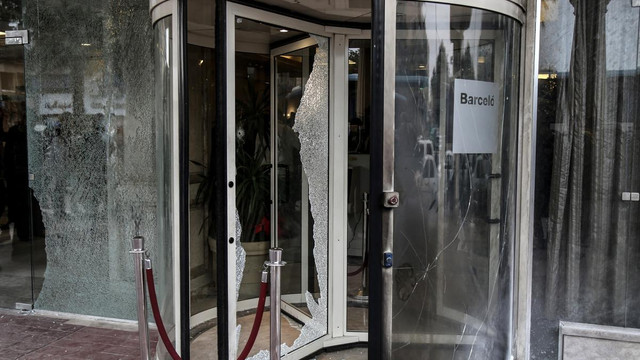 Mısır'da turist kafilesine saldırı