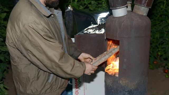Sera üreticilerinin "don nöbeti"