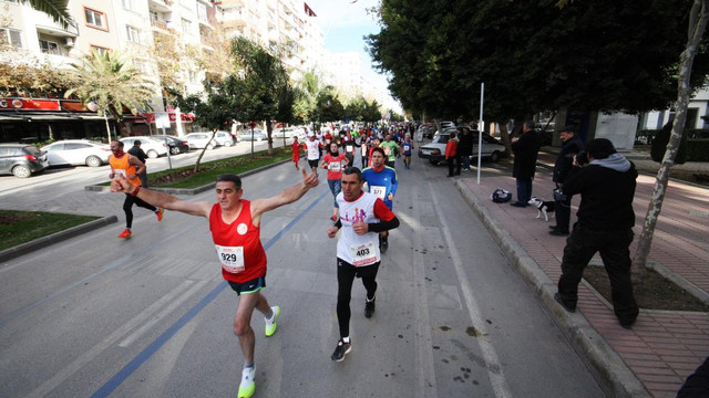 Uluslararası Adana 6. Kurtuluş Yarı Maratonu