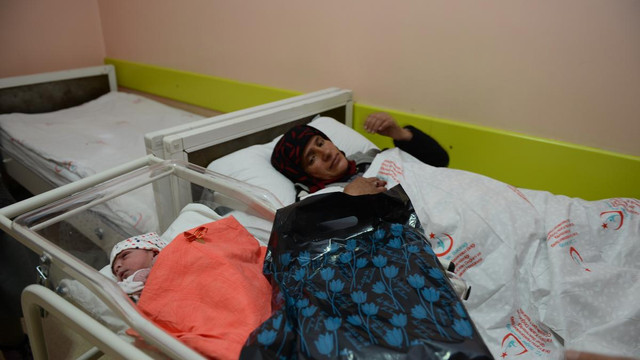 Van'da yılın ilk bebeği dünyaya geldi