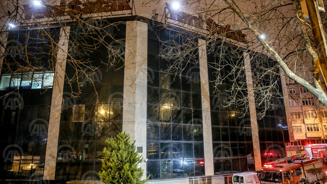 Yeni Şafak ve Akit gazetelerine eş zamanlı saldırı düzenlendi