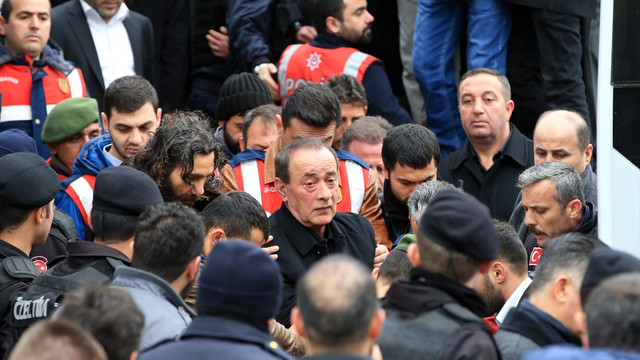 Alaattin Çakıcının annesi Şakire Çakıcı toprağa verildi