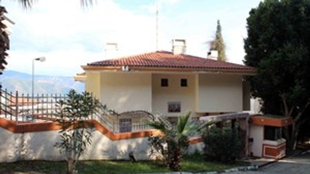 Kenan Evrenin Beyazevi 9 yıl sonra satıldı