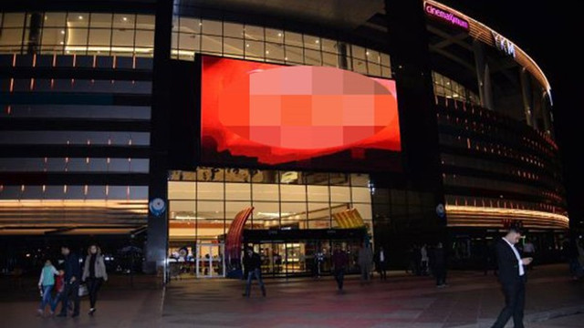 Diyarbakırda AVMde olaylı gece! Silahlar patladı