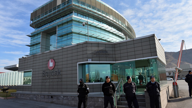 Kayseride FETÖ soruşturması kapsamında Boydak Holding yöneticilerine gözaltı!