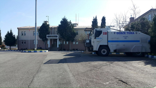 Kocaelide terör örgütü PKKya yönelik operasyon düzenlendi: 12 zanlı gözaltına alındı