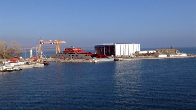 Bitliste Türkiyenin en büyük feribotu sefere hazırlanıyor