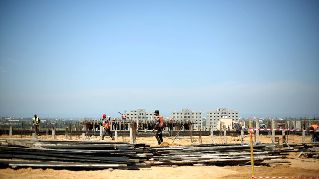 Evleri yıkılan Gazze halkı için TİKAdan 320 konut müjdesi