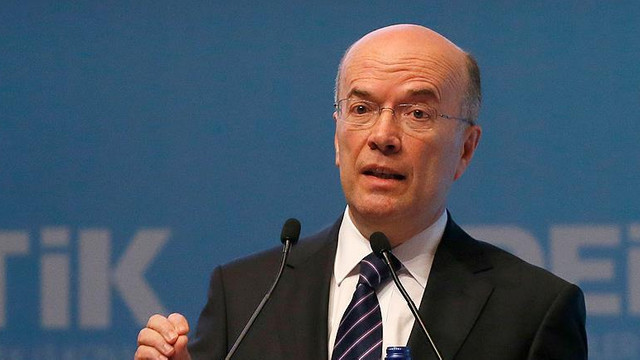 Dünya Türk Girişimciler Kurultayında Naci Koru konuşma yaptı