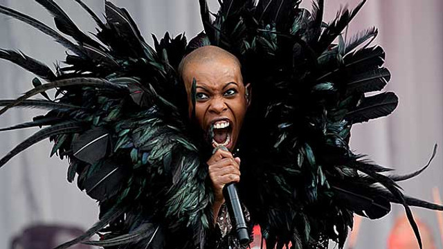 Ünlü şarkıcı Skin, İstiklal Caddesindeki patlamayı duyurdu