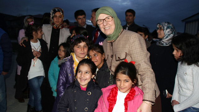 Aile ve Sosyal Politikalar Bakanı Ramazanoğlu, Van'da