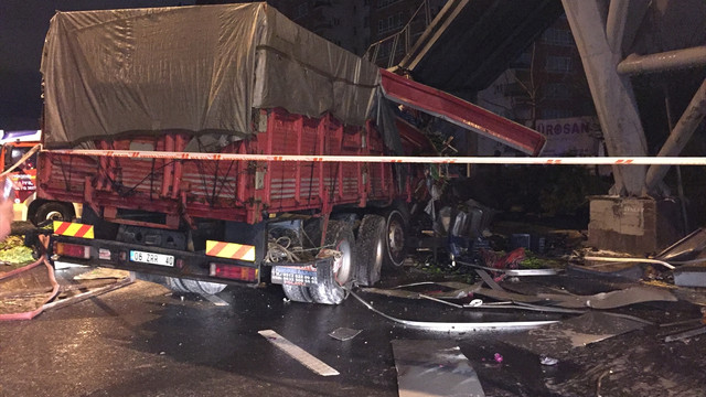 Başkentte trafik kazası: 1 ölü, 1 yaralı