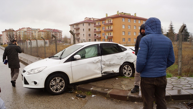 Ankara'da trafik kazası: 7 yaralı
