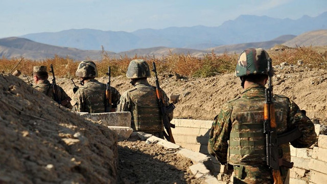 Azerbaycan ve Ermeni güçleri arasında çatışma çıktı