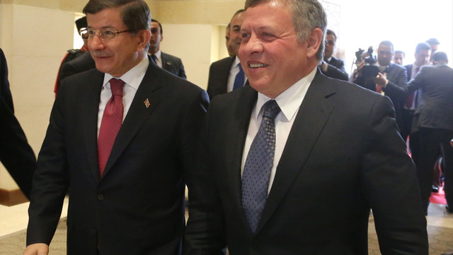 Başbakan Davutoğlu, Kral Abdullah ile görüştü
