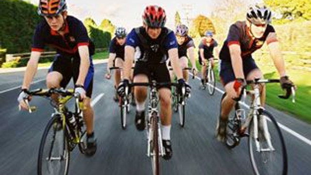 Belçikalı bisiklet yarışçısı geçirdiği kaza sonucu hayatını kaybetti